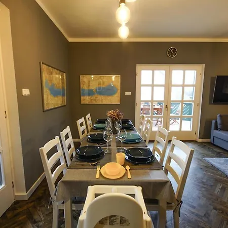 Bed & Badacsony Lägenhet *